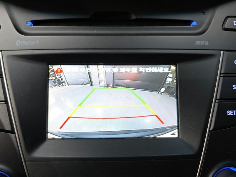 2015 Hyundai Santa Fe Diesel(e-VGT) 2.0 2WD Exclusive photo 15