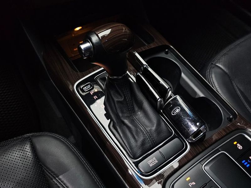 2015 Kia K7 2.4 GDI Prestige photo 9