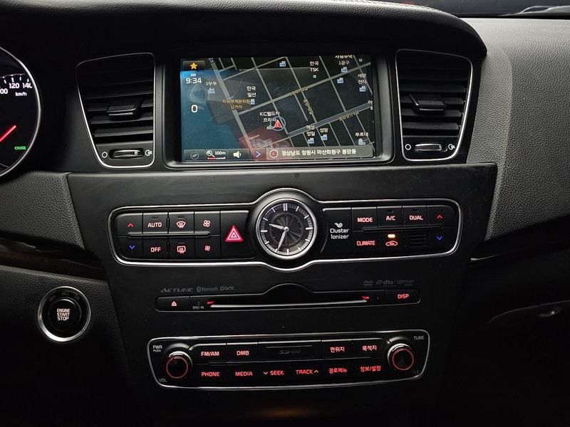 2015 Kia K7 2.4 GDI Prestige photo 14