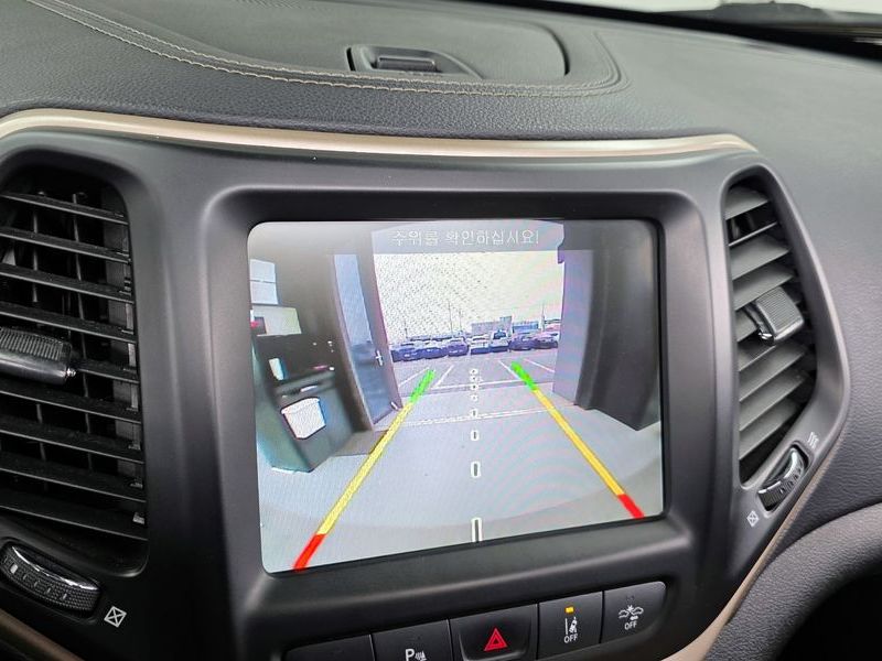 2015 Jeep Cherokee 2.0 Diesel LIMITED 4WD photo 15