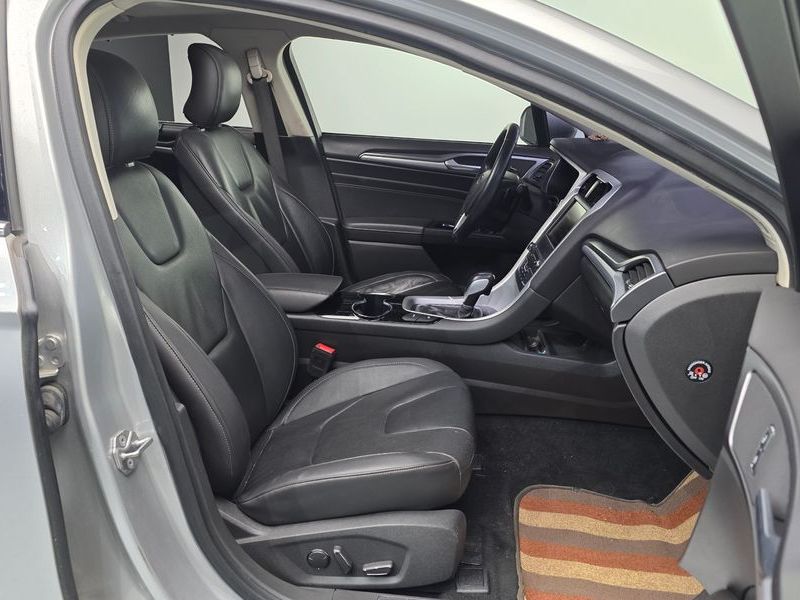 2015 Ford Mondeo 2.0 Trend photo 10