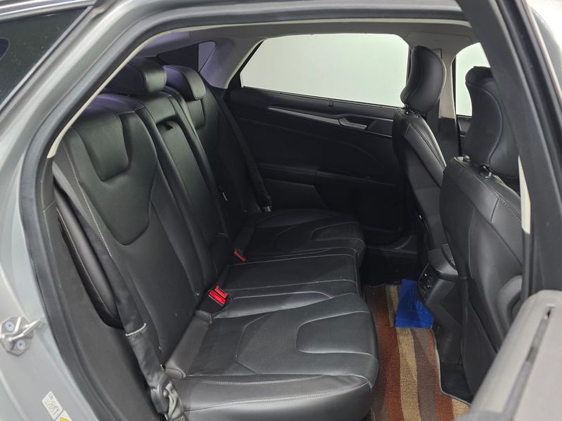 2015 Ford Mondeo 2.0 Trend photo 12