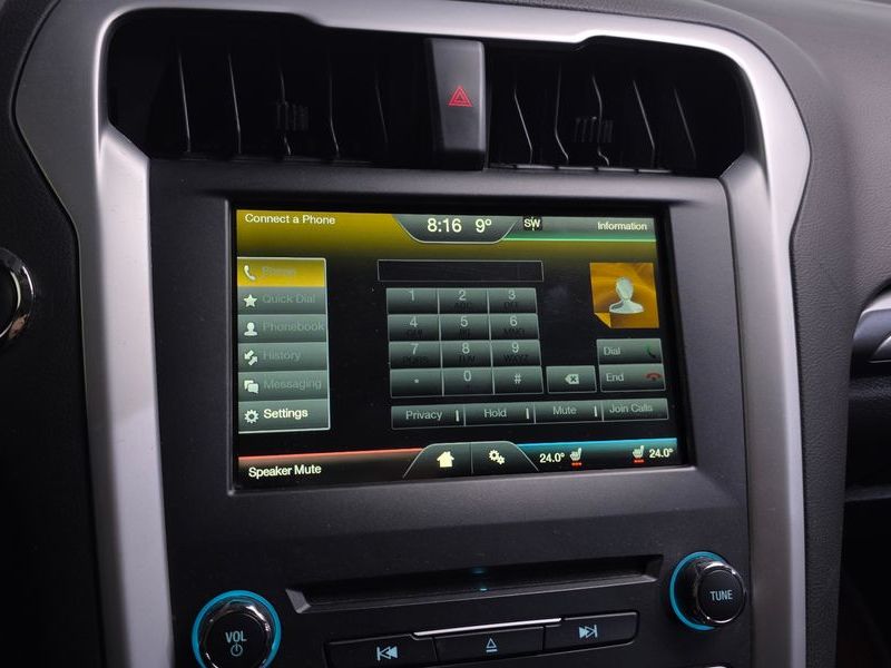 2015 Ford Mondeo 2.0 Trend photo 16