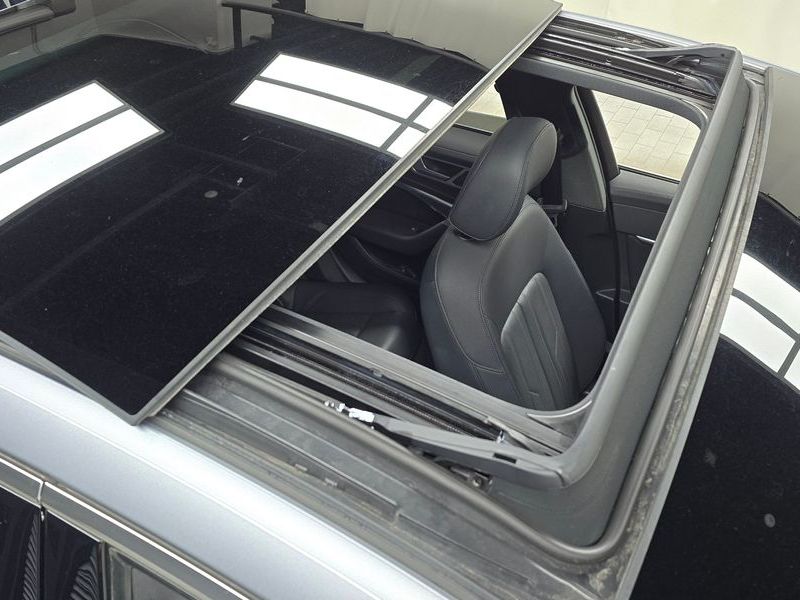 2023 Audi A6 45 TFSI Quattro Premium photo 18