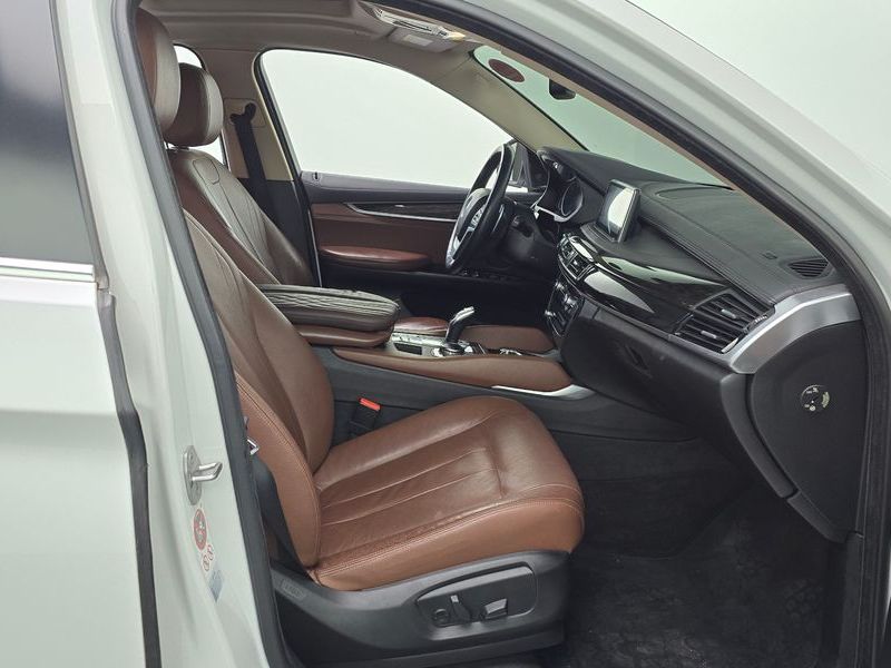 2016 BMW X6 xDrive 30d photo 12