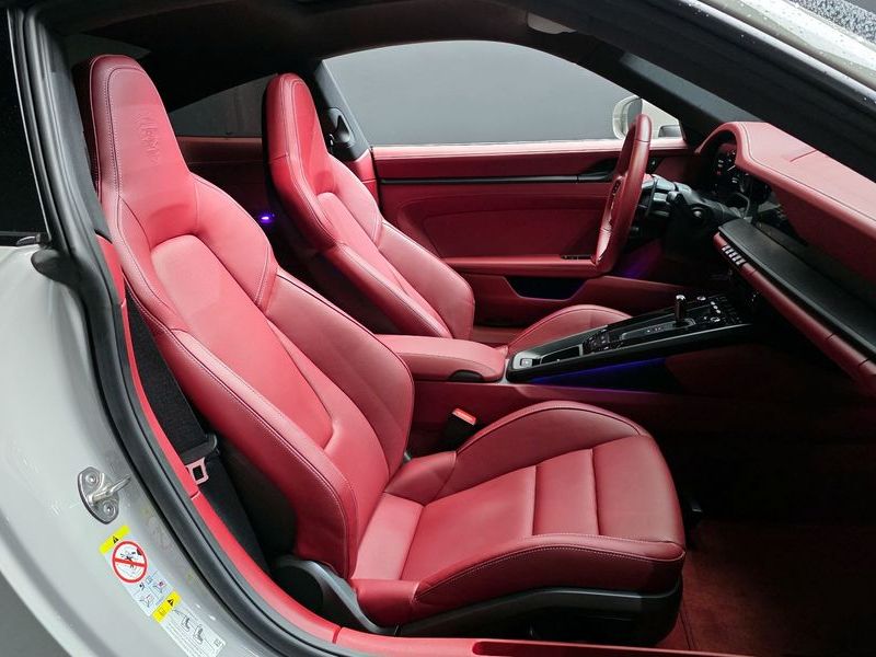 2023 Porsche 911 Carrera GTS photo 11
