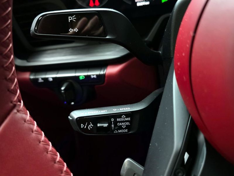 2023 Porsche 911 Carrera GTS photo 29