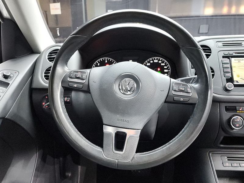 2016 Volkswagen Tiguan 2.0 TDI Premium 5N photo 13