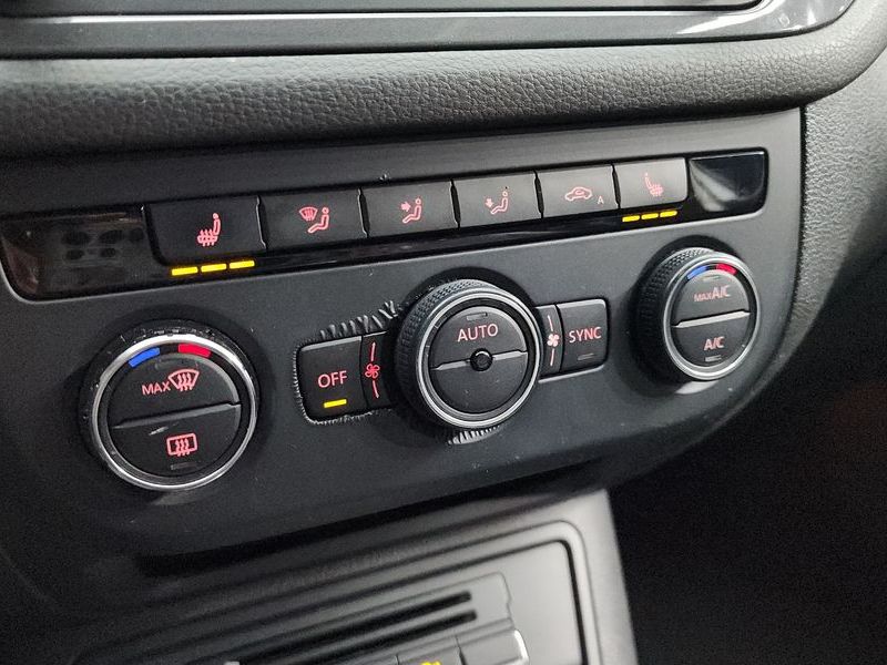 2016 Volkswagen Tiguan 2.0 TDI Premium 5N photo 16