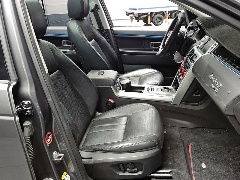 2016 Land Rover Discovery Sport 2.0 TD4 SE photo 10