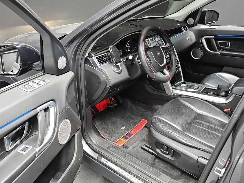 2016 Land Rover Discovery Sport 2.0 TD4 SE photo 12
