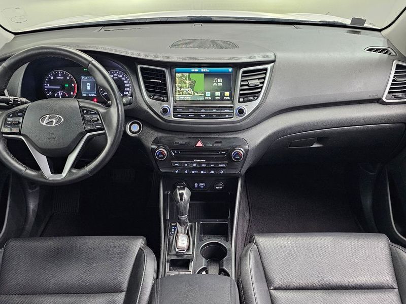 2016 Hyundai Tucson Diesel 1.7 2WD Modern photo 7