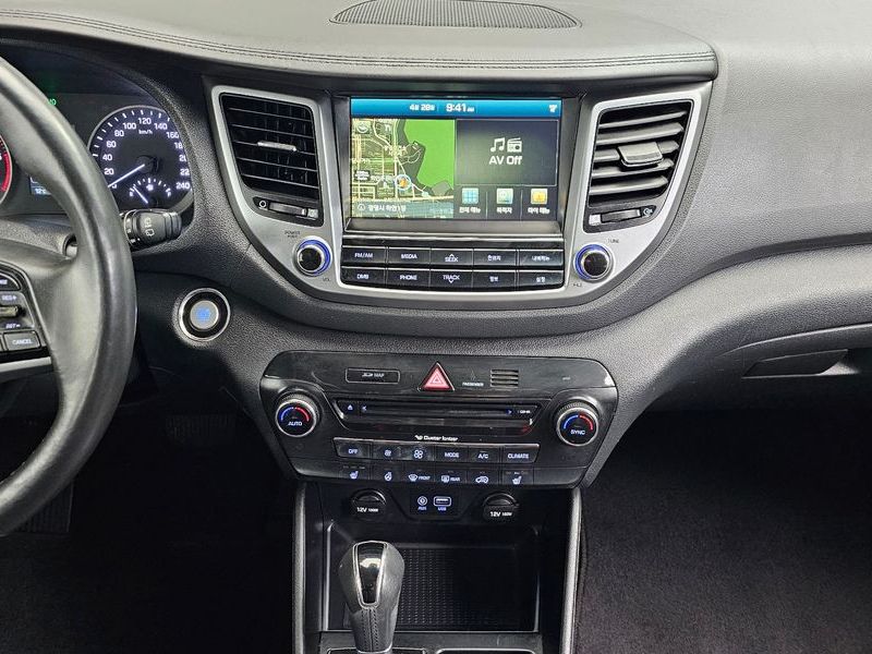 2016 Hyundai Tucson Diesel 1.7 2WD Modern photo 28