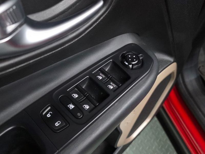 2016 Jeep Renegade 2.0 Diesel Longitude AWD photo 18
