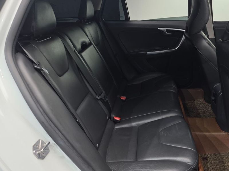 2017 Volvo V60 D3 1st photo 12