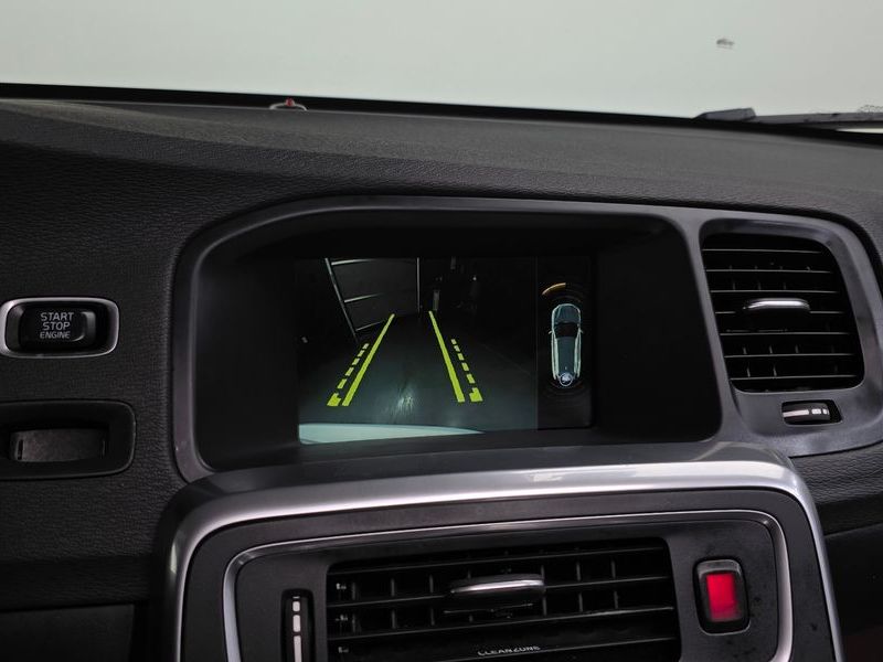 2017 Volvo V60 D3 1st photo 15