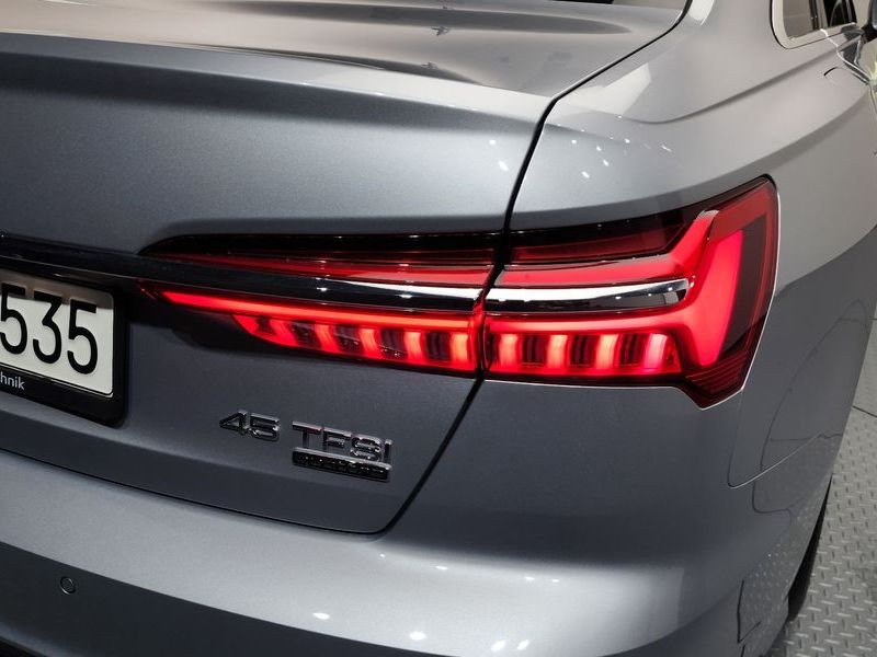 2022 Audi A6 45 TFSI Quattro Premium photo 23
