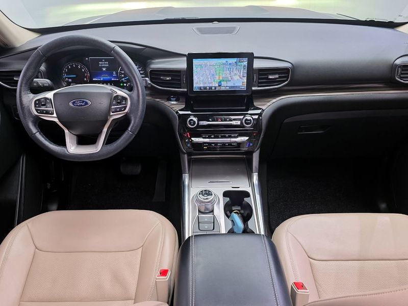 2022 Ford Explorer 2.3 LimIted 4WD photo 7