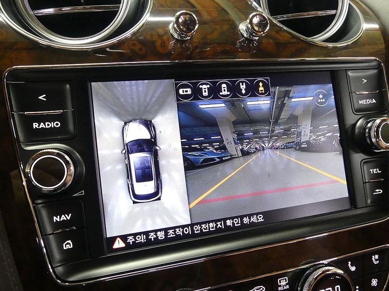 2017 Bentley Bentayga 6.0 W12 photo 16