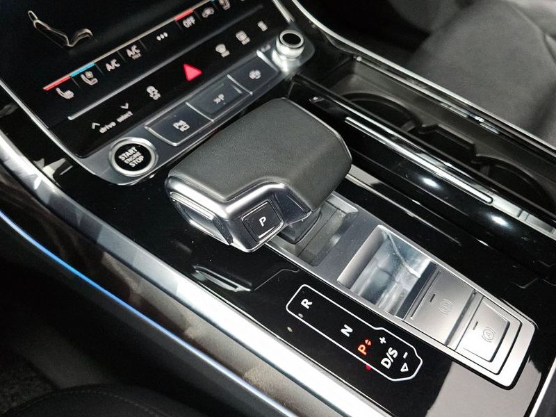 2021 Audi Q7 45 TDI Quattro Premium photo 9