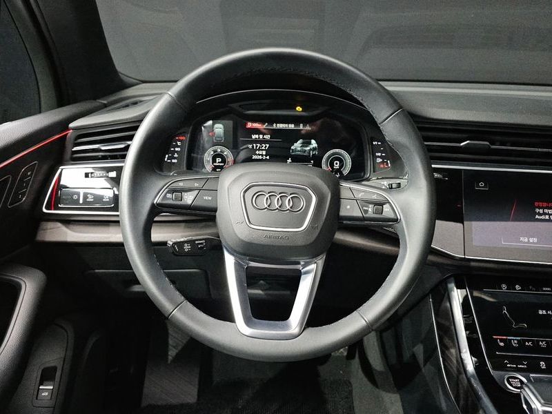 2021 Audi Q7 45 TDI Quattro Premium photo 13
