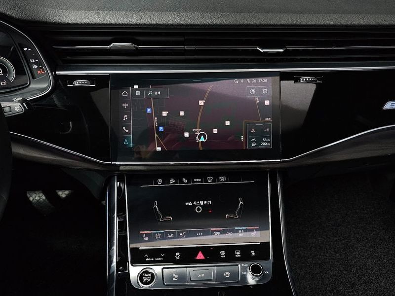 2021 Audi Q7 45 TDI Quattro Premium photo 14