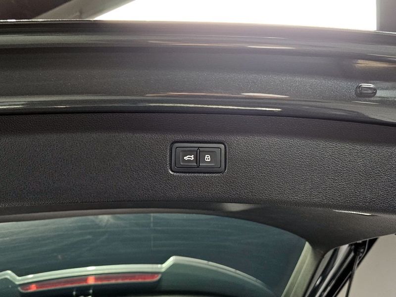 2021 Audi Q7 45 TDI Quattro Premium photo 20