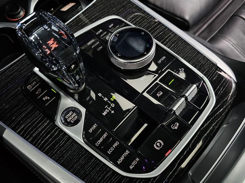 2021 BMW X7 xDrive 40d M Sport 6STR photo 9