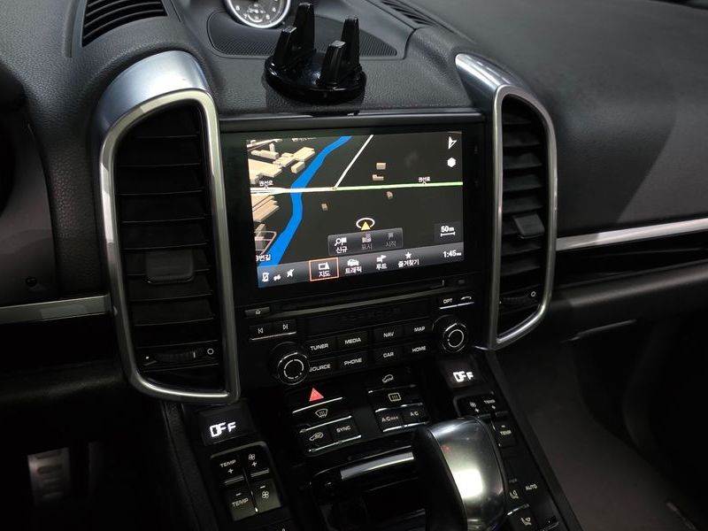 2017 Porsche Cayenne 3.0 Diesel Platium Edition 958 photo 14