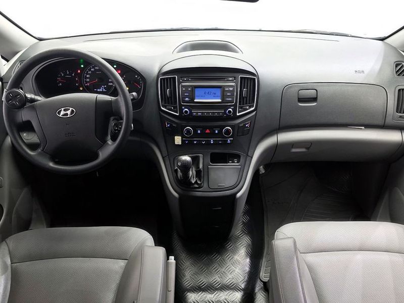 2017 Hyundai 그랜드 스타렉스 5-Seater VAN Smart photo 7