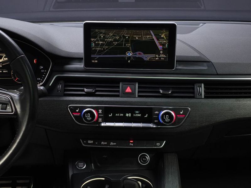 2018 Audi A4 35 TDI Premium photo 14