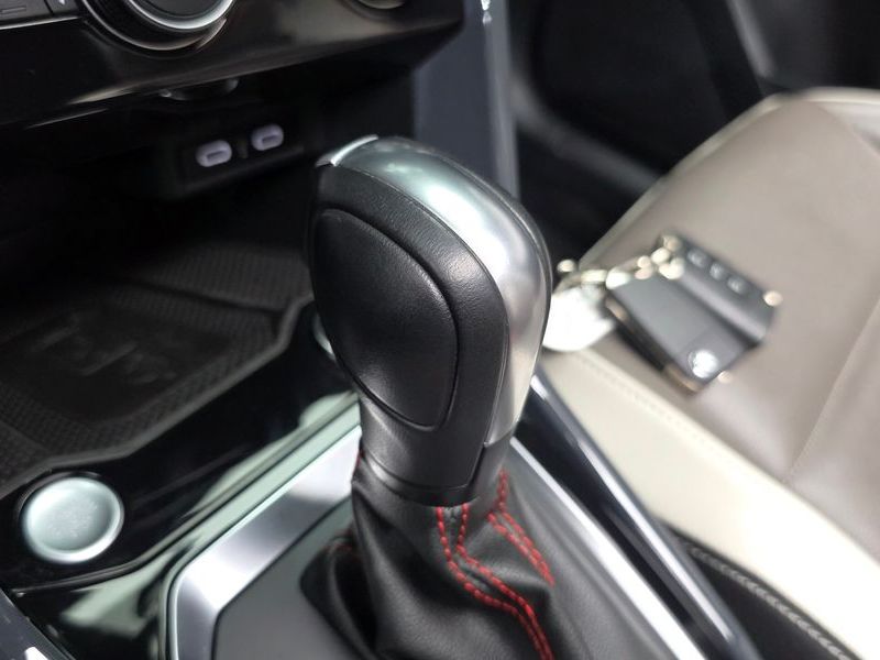 2021 Volkswagen 티록 2.0 TDI Prestige photo 9