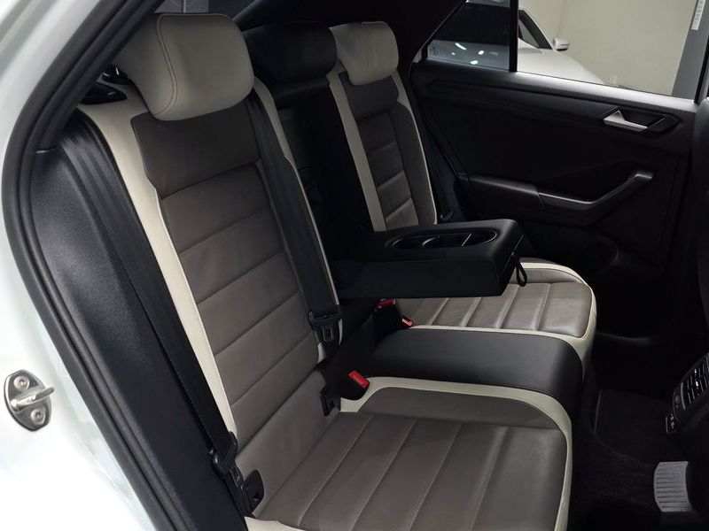 2021 Volkswagen 티록 2.0 TDI Prestige photo 12