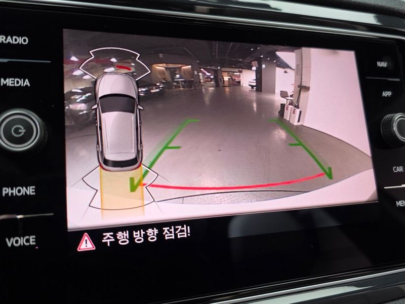 2021 Volkswagen 티록 2.0 TDI Prestige photo 15