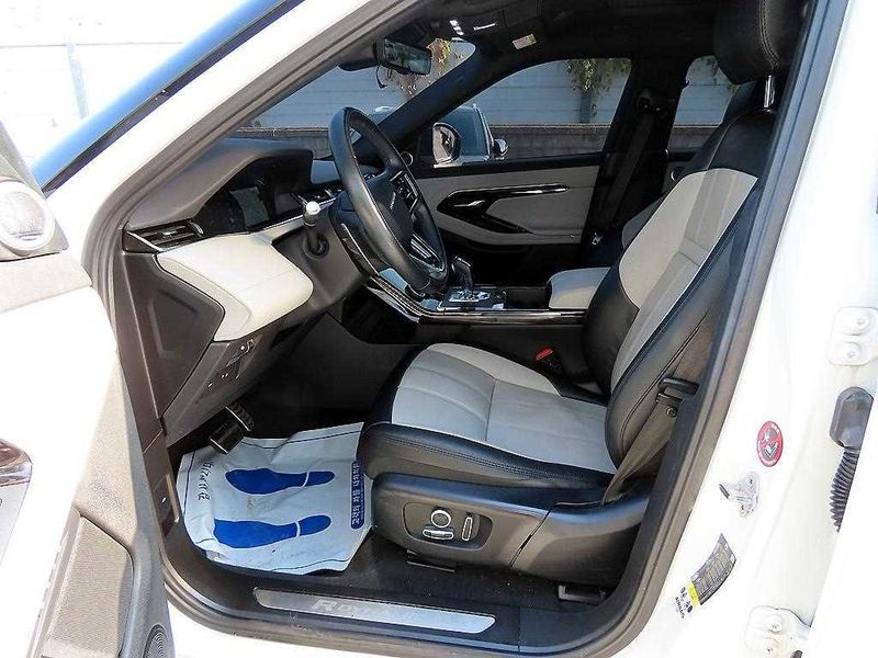 2021 Land Rover Range Rover Evoque P250 R-Dynamic SE photo 10