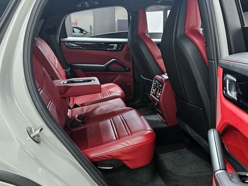 2021 Porsche Cayenne 3.0 Coupe photo 12