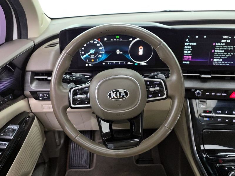 2021 Kia Carnival Gasoline 7-Seater Signature photo 13