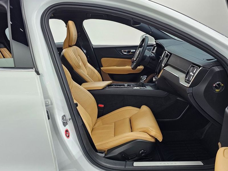 2020 Volvo S60 T5 Inscroption photo 11