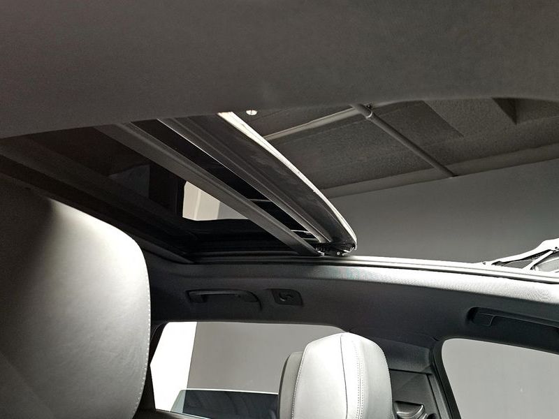 2020 Audi e-트론 55 Quattro photo 18
