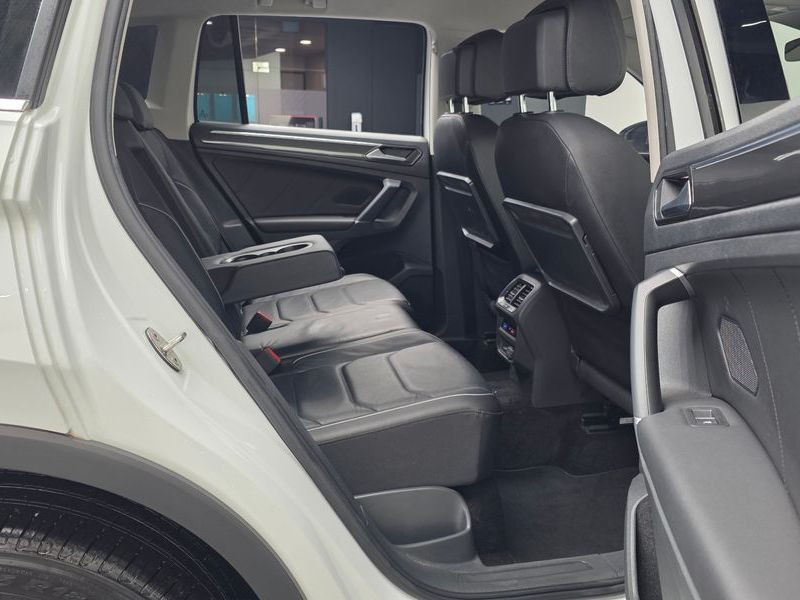 2018 Volkswagen Tiguan 2.0 TDI Premium photo 12