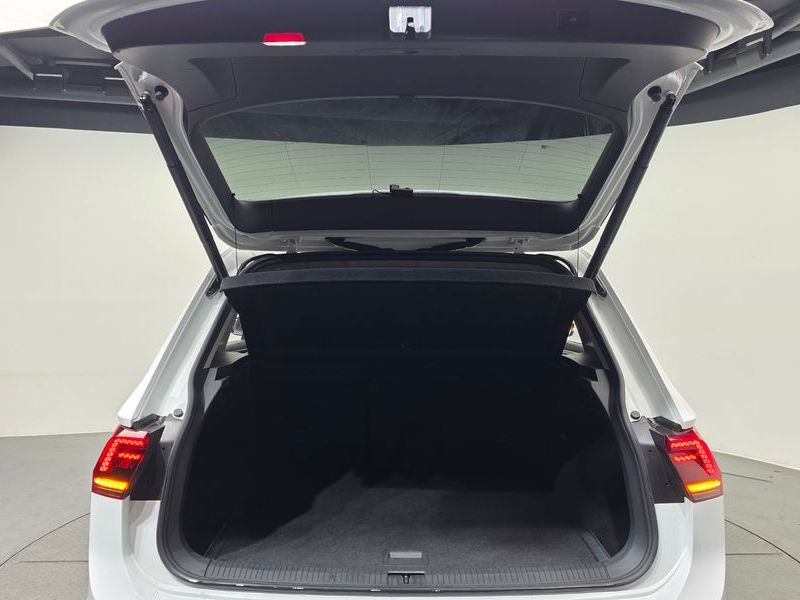 2018 Volkswagen Tiguan 2.0 TDI Premium photo 20
