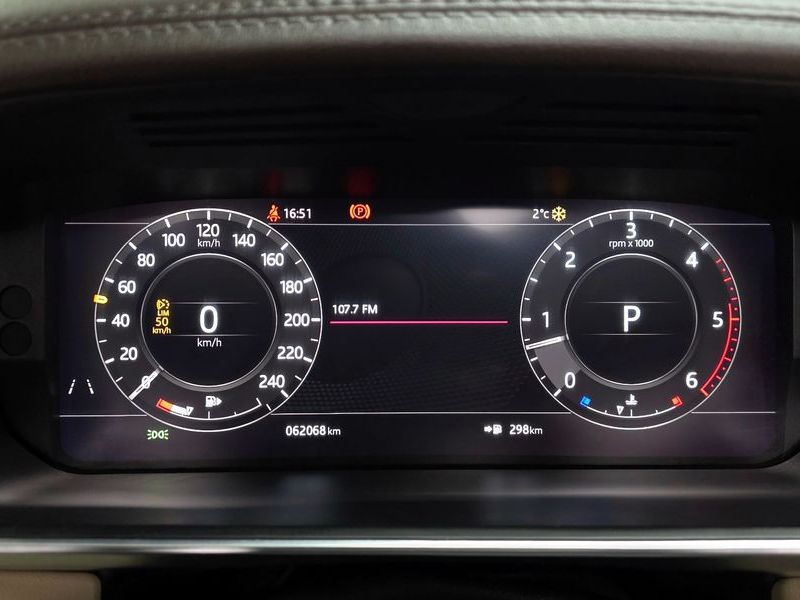 2018 Land Rover Range Rover Sport 3.0 SDV6 HSE photo 8