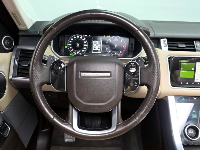 2018 Land Rover Range Rover Sport 3.0 SDV6 HSE photo 13
