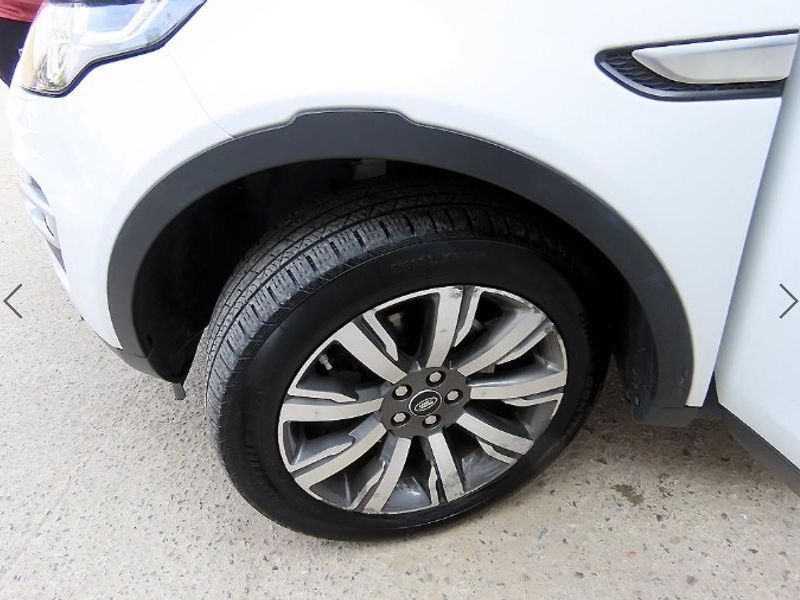 2017 Land Rover Discovery Sport 2.0 TD4 HSE Luxury photo 20