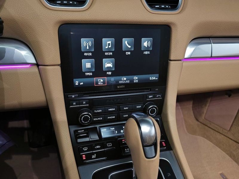 2017 Porsche 718 2.0 photo 14