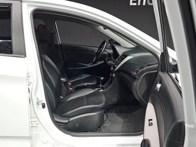 2017 Hyundai 엑센트 WIT 1.4 VVT Modern photo 12