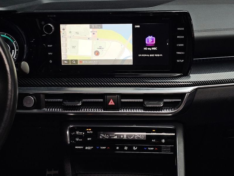 2021 Kia K5 Signature photo 16
