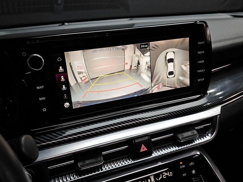 2021 Kia K5 Signature photo 17