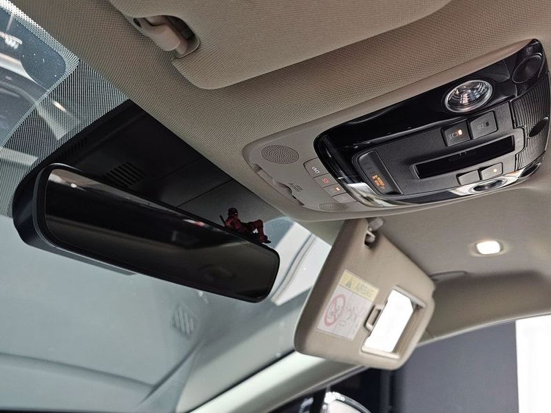 2021 Kia K5 Signature photo 18