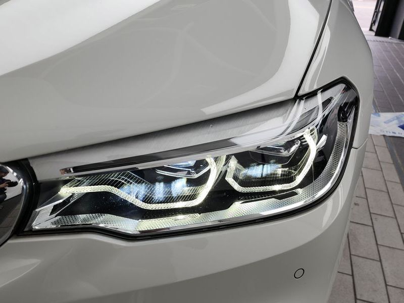 2018 BMW 5 Series 530i xDrive M Sport Package photo 22
